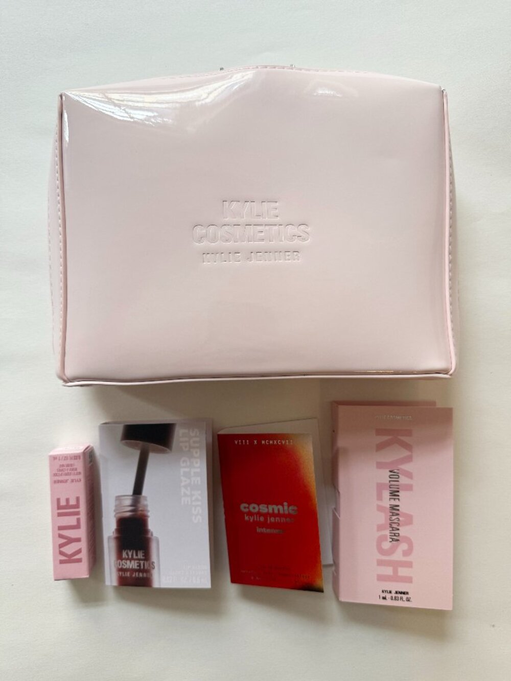 KYLIE Jenner Cosmetics Pink Vinyl Pouch Makeup Bag with Samples Brand New